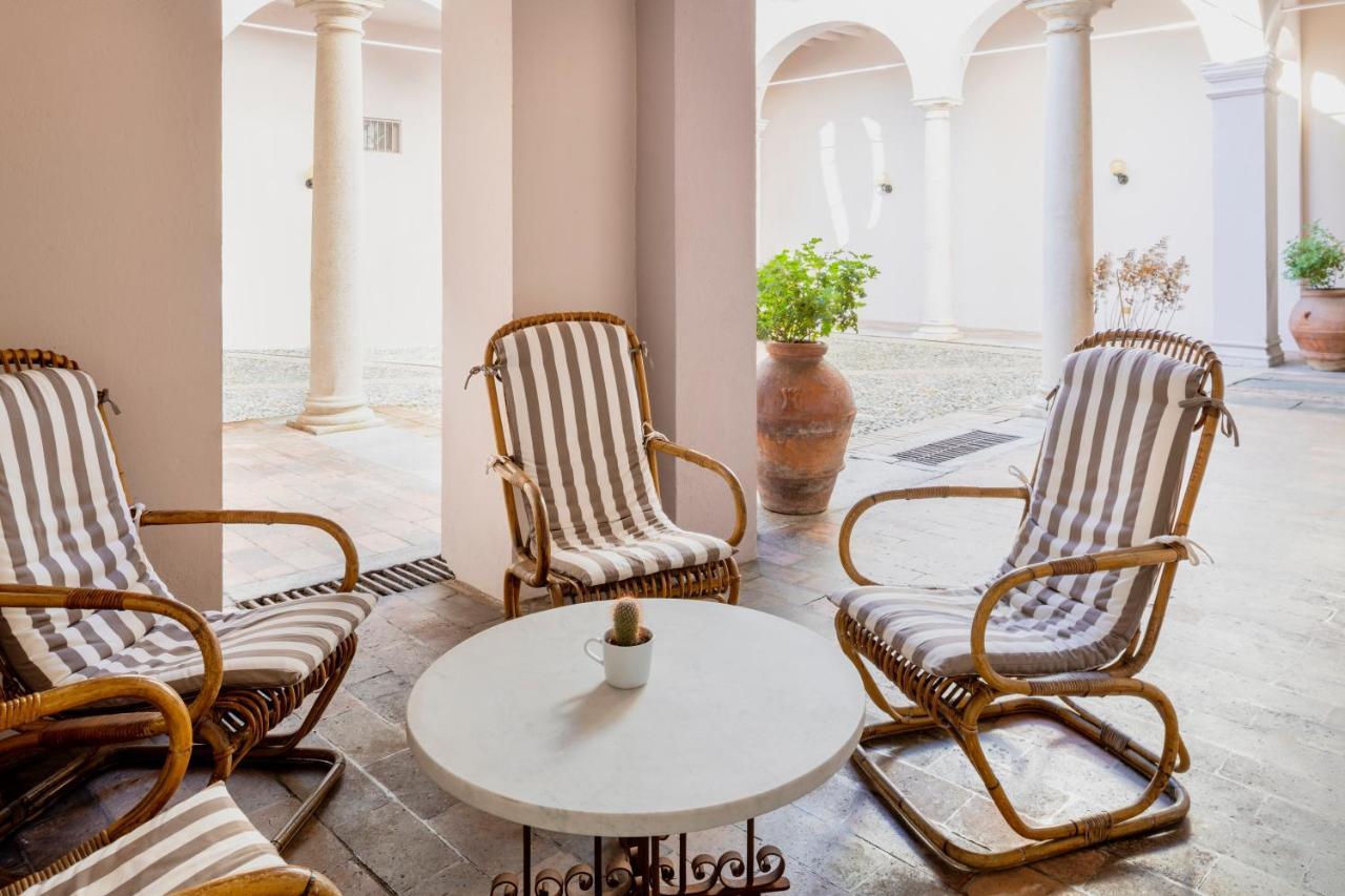 Sweet Home Pitti Crema Exterior photo